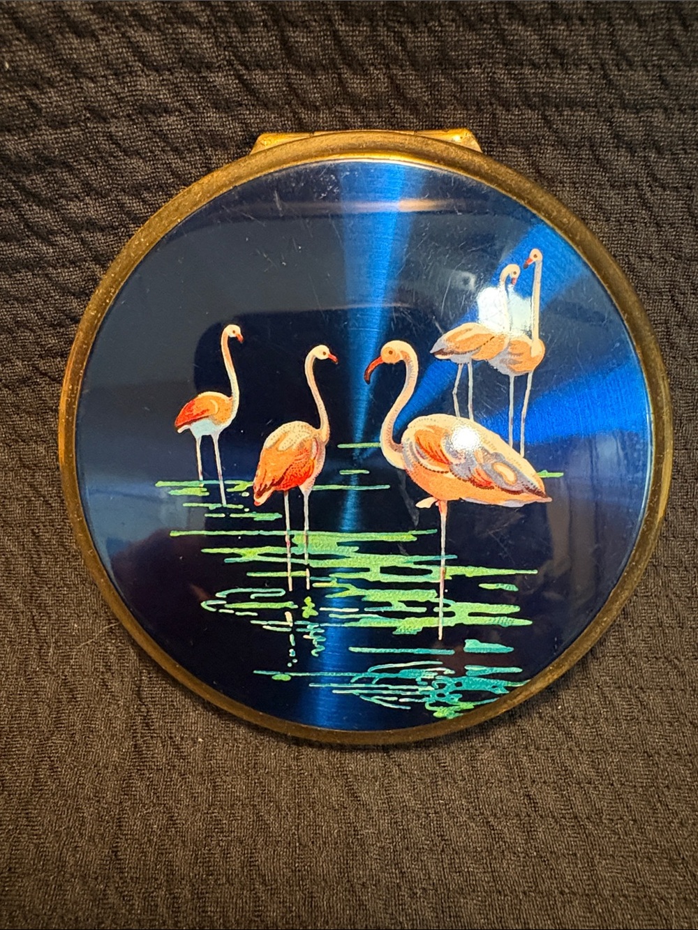 Pretty Enamelled Vintage Stratton Compact with gorgeous flamingos Powder inside!